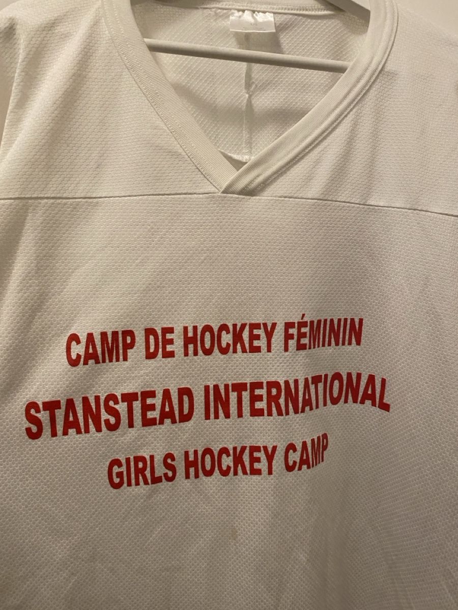 Maillots de corps & Pantalons: Hockey Langarm – D'occasion à Biberstein par koempossible 1