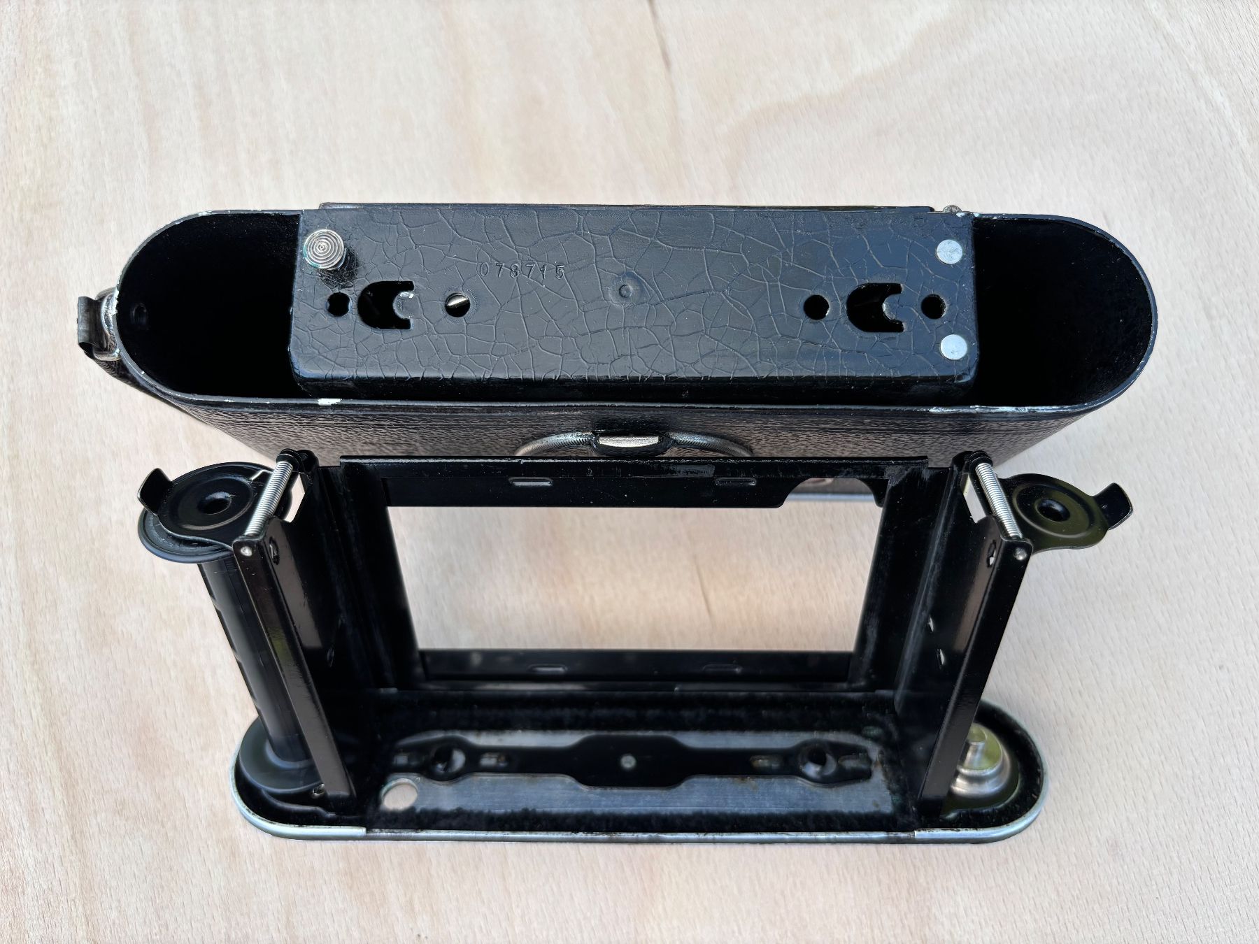 Zeiss Fotocamera: antike Zeiss Ikon Cocarette Kamera – Usato da Feldbach venduto da Olive1 8