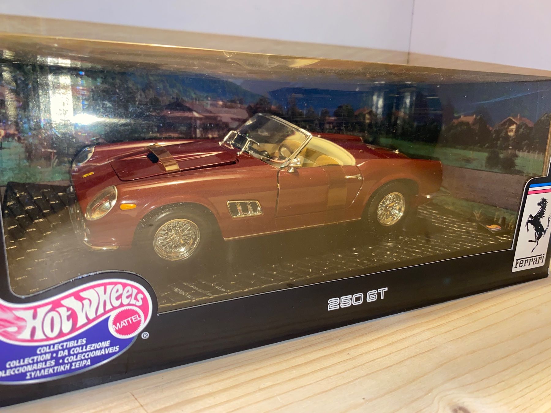 Ferrari Modellautos: Ferrari 250 GT California 1/18 – Neu (gemäss Beschreibung) aus Wohlen AG von PrivatSammlung