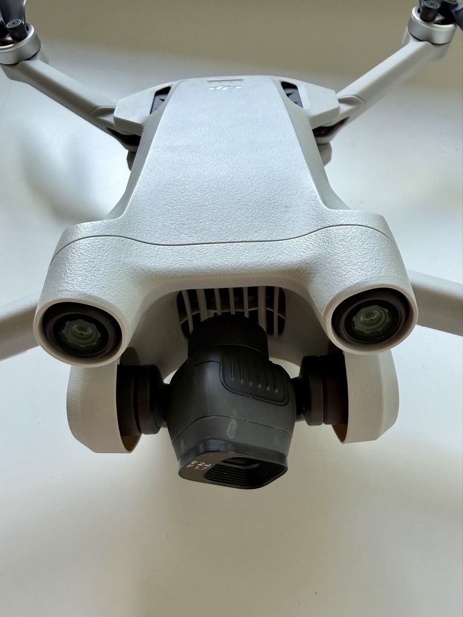 DJI Modellismo RC: DJI mini 3 Pro – Usato da Männedorf venduto da biancyur 2