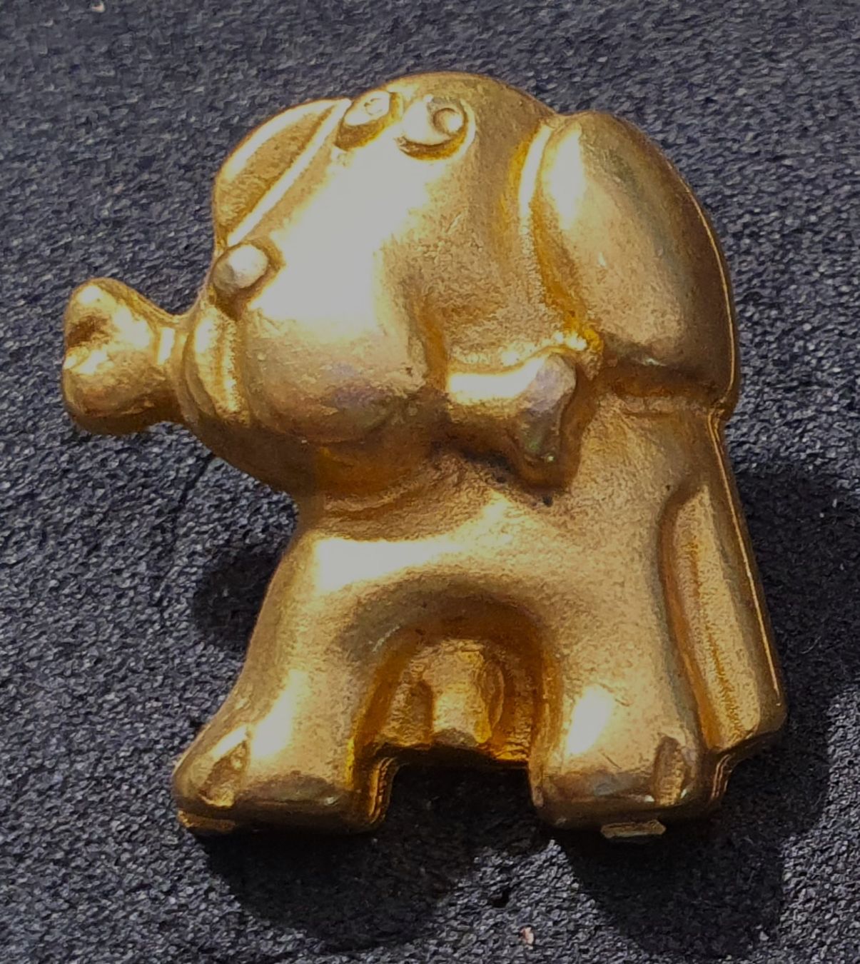 Placchette & Badge: GG386 - 3D Pin Hund mit Knochen – Usato da Reinach BL venduto da Boston-Verkauf 2