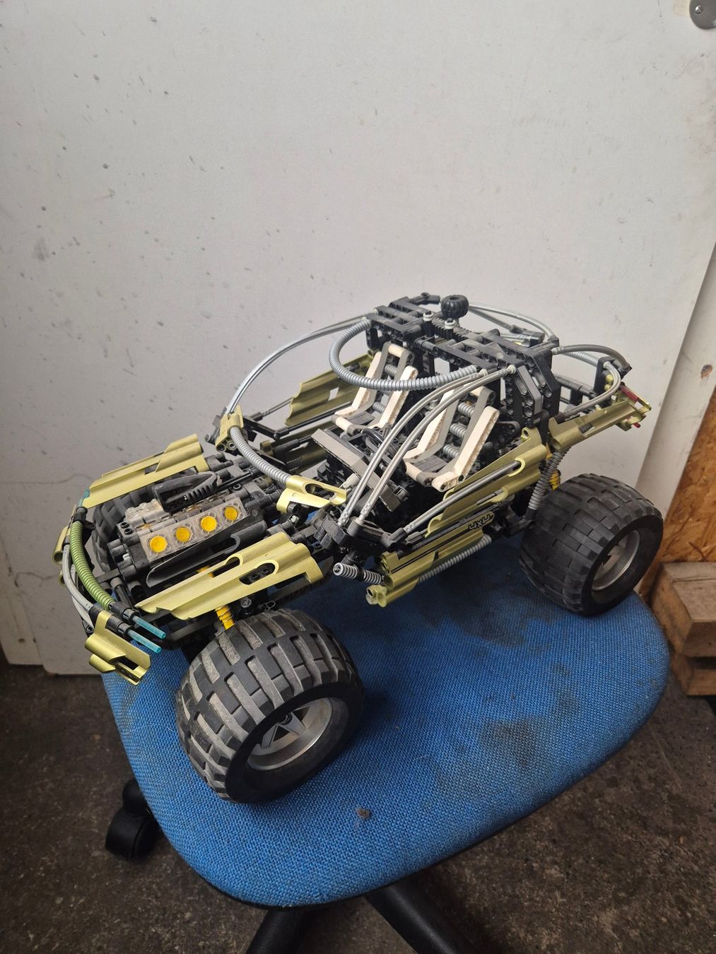Lego Kit di costruzioni: Lego 4 x 4  Off Roader – Usato da Gossau SG venduto da Aeromax