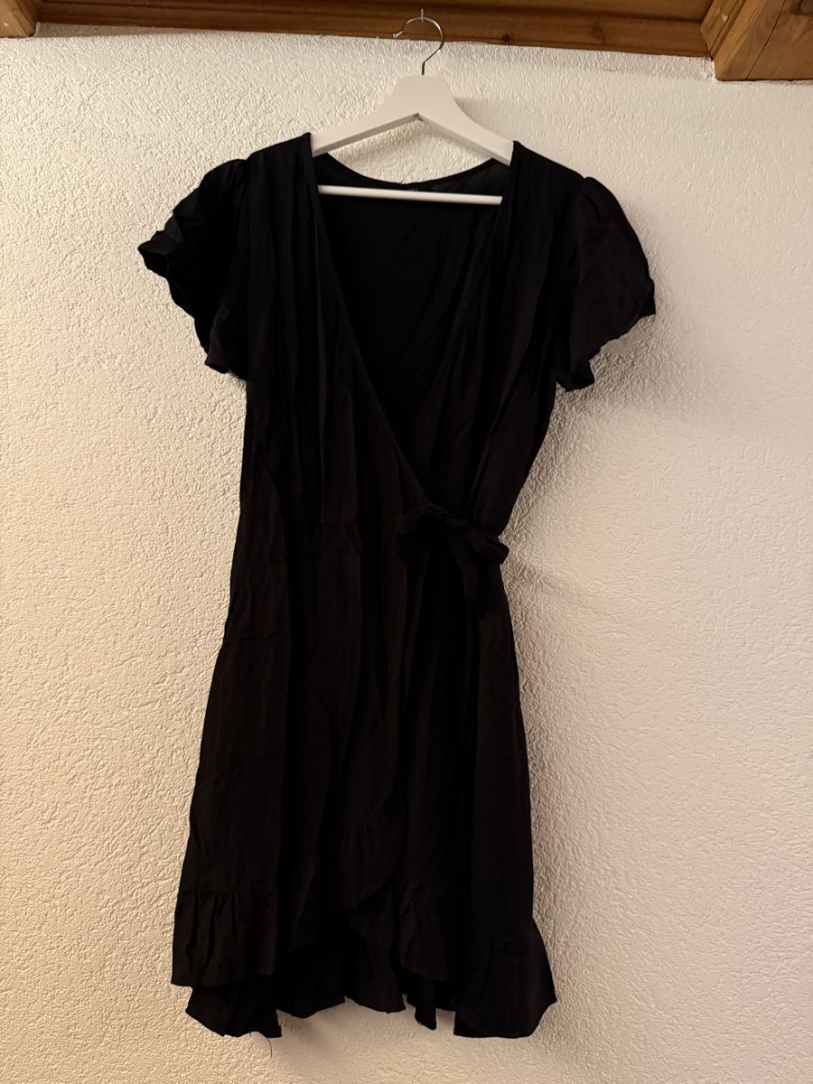 Vestiti: Wickelkleid schwarz – Usato da Bolligen venduto da lee_orange