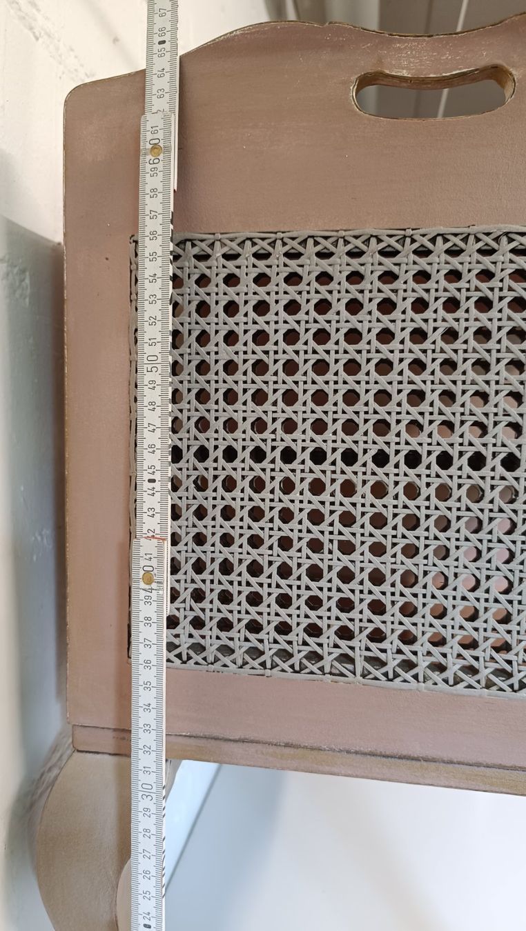 Tische: Shabby chic eleganter Beistell Tisch – Neu (gemäss Beschreibung) aus Zürich von Jul69 4
