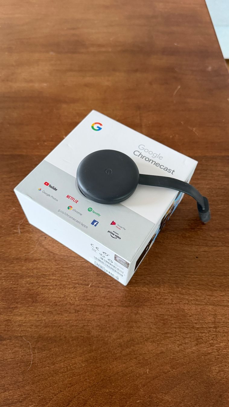 Google Sistemi audio & multimediali: Google Chromecast Streamer NC2-6A5 – Usato da Ballwil venduto da Mitternacht_01 1