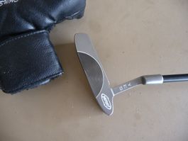 Spezial Putter rechte Hand von YES