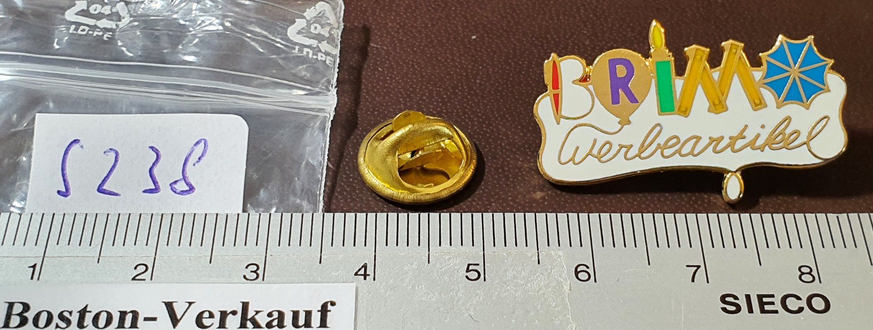 Placchette & Badge: S238 - Pin BRIMO Werbeartikel – Usato da Reinach BL venduto da Boston-Verkauf 2