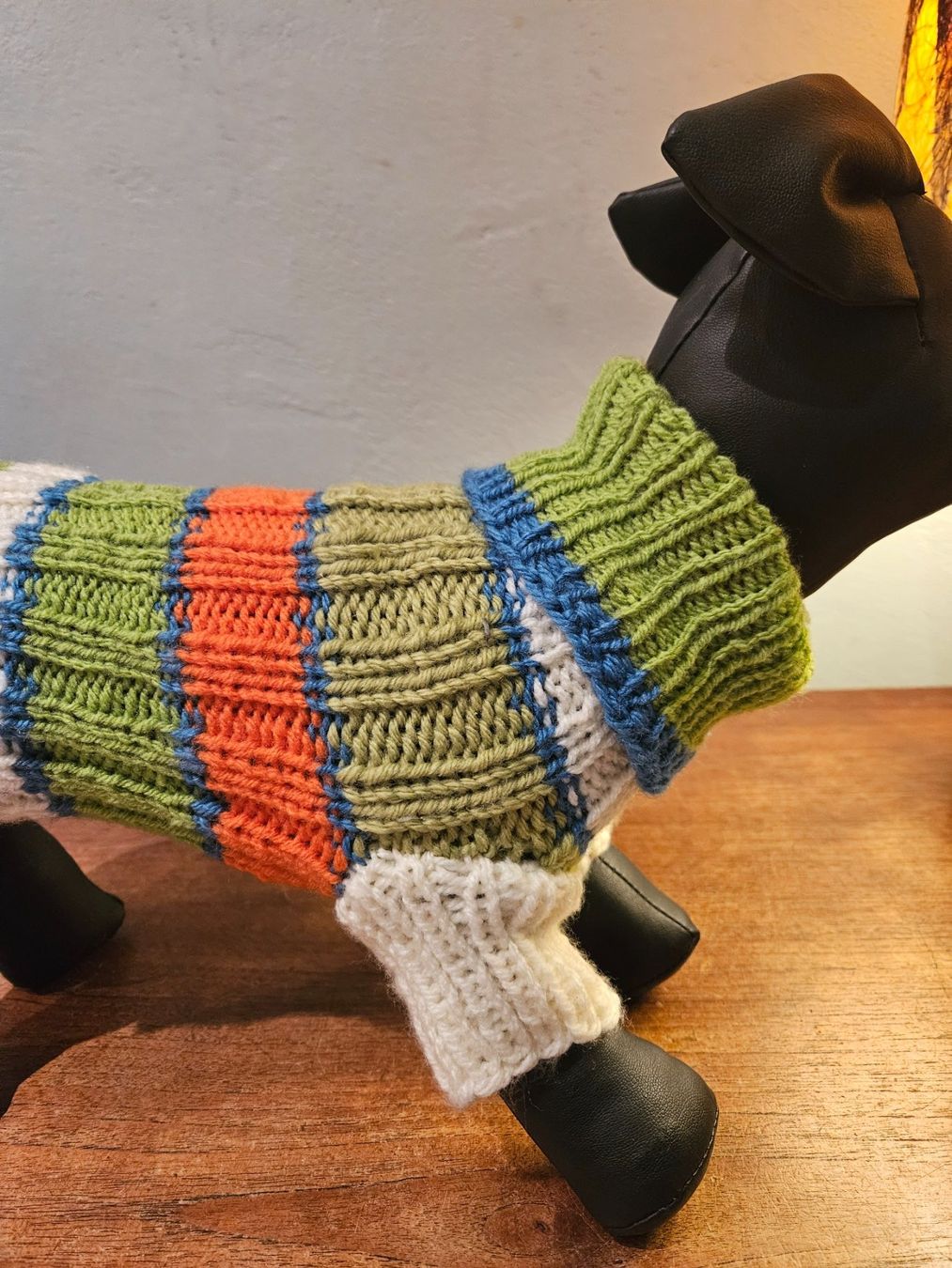 Abbigliamento: pull chien neuf modele unique T25-26 – Nuovo e nell'imballaggio originale da Thônex venduto da lacomtessedesfees 4
