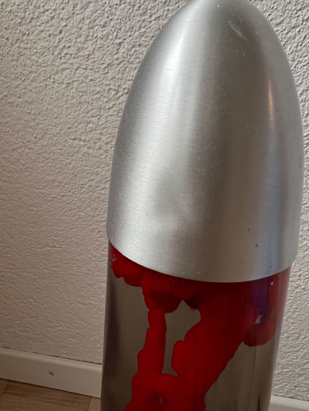 Lampade: Lavalampe Raketenform rot silber – Usato da Jona venduto da Sariksa 5