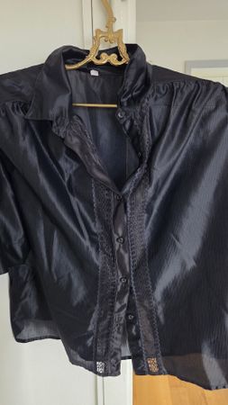 Elegante Bluse, Grösse M, Schwarz