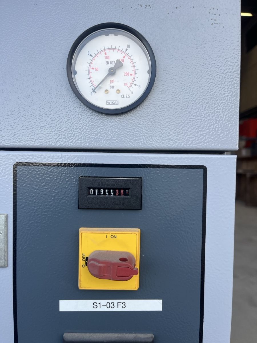 Compressori: Mark Kompressor MSM 7.5kW X Maxi Schraubenkompressor – Usato da Eggenwil venduto da gotrip 4