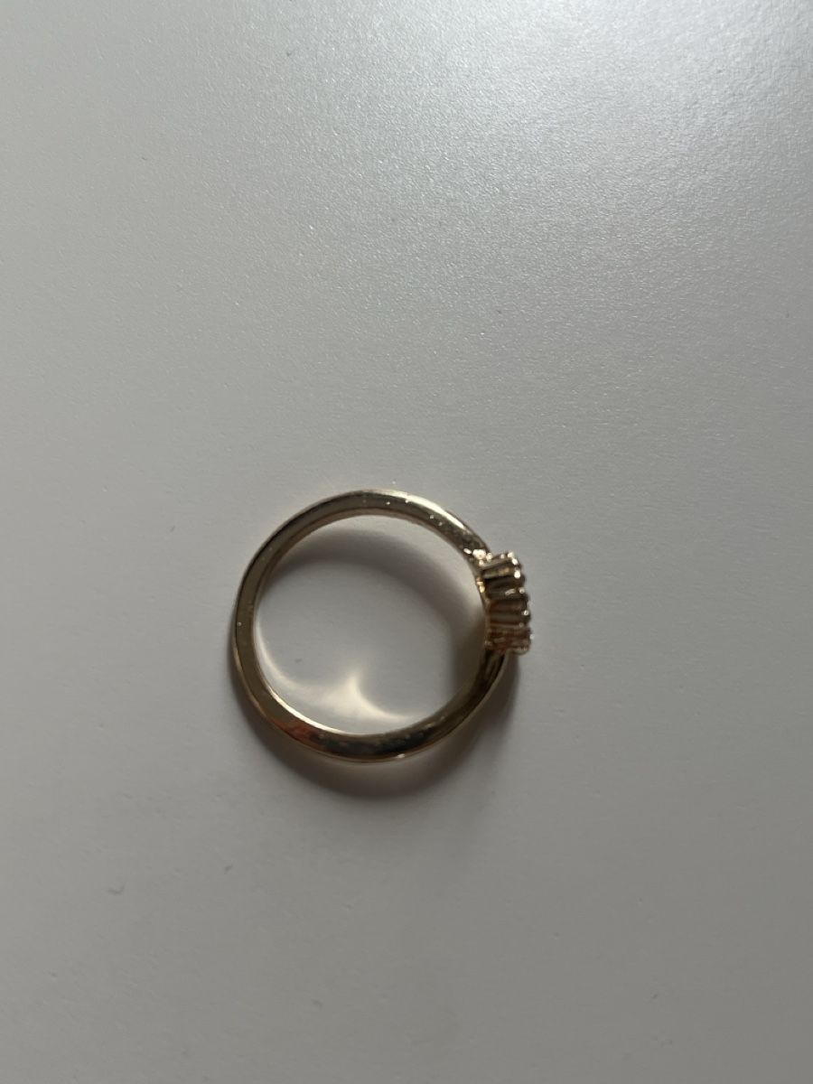 Bagues: Ring goldfarben mit Zirkonia Kreis – D'occasion à Wettingen par ele_n8lj 1