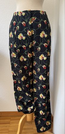 Pantalon AKRIS punto à fleurs noir taille 36 (taille grand)