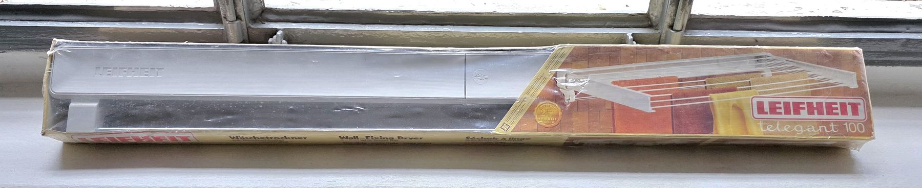 Wäscheständer: Wandwäschetrockner – Neu und originalverpackt aus Basel von Haldis 1