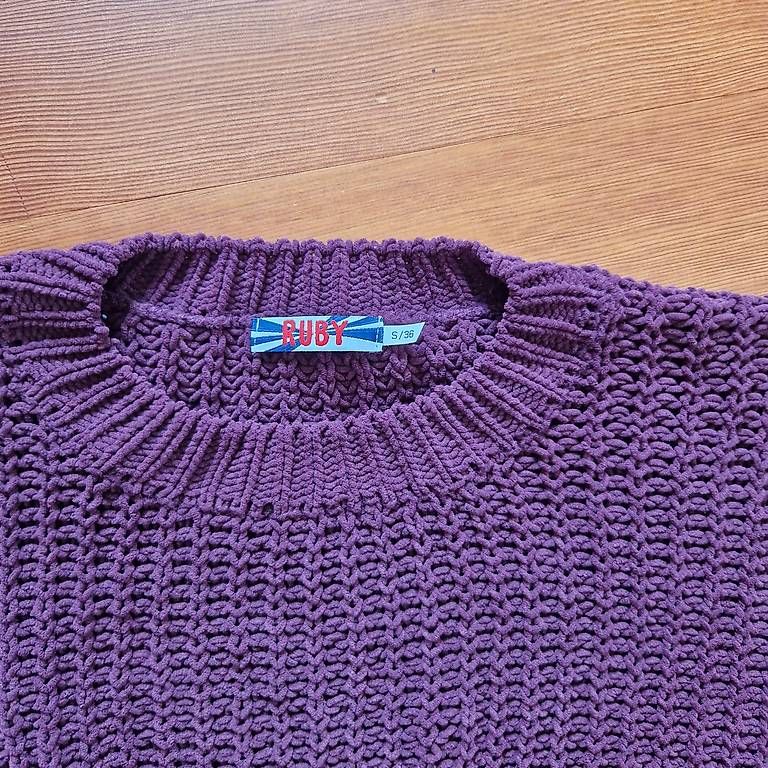 Pullover & Sweatshirts: Lila Pullover von ruby Gr. S – Gebraucht aus Muttenz von bebbi523 1