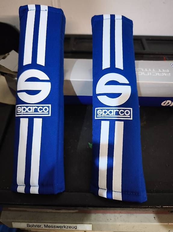 Accessori per altri veicoli: Sparco Gurt Polster neu  – Usato da Zihlschlacht venduto da rad_vvm9