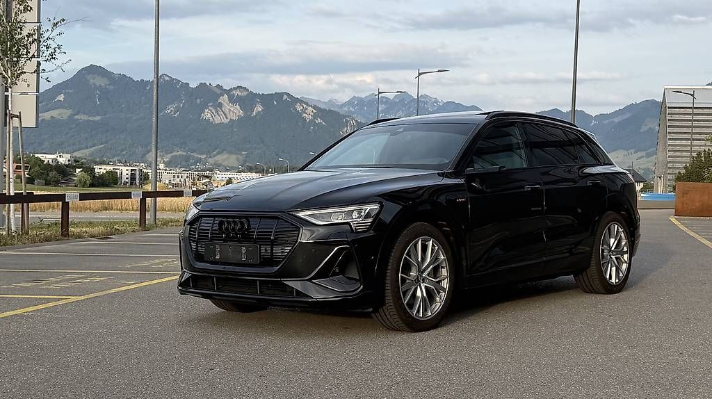 Automobili: Audi e-tron 55 s-line garantie  – Usato da Marsens venduto da Bigout