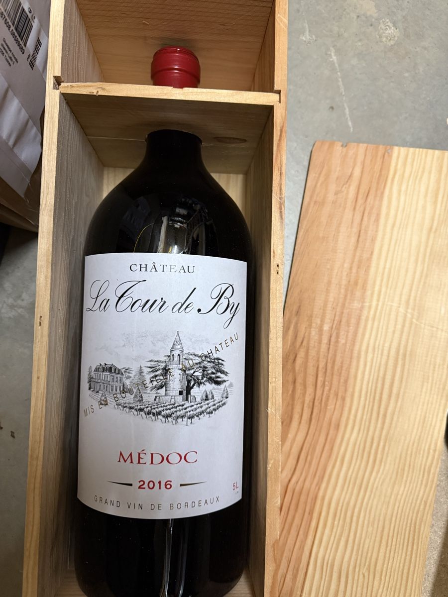 Vino: Chateau la Tour de By - 2016- 5 lt – Nuovo e nell'imballaggio originale da Troinex venduto da Airain