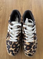 Leo sneaker 