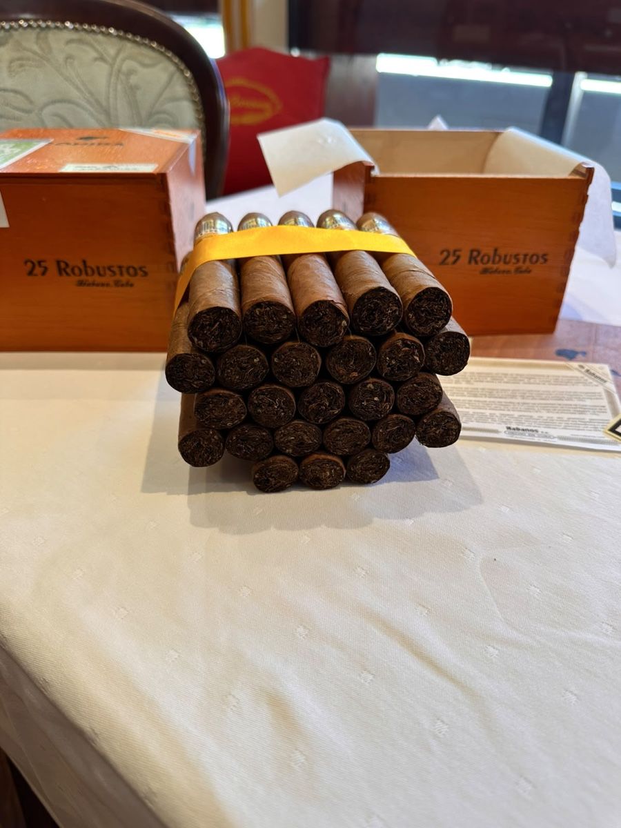 Cohiba Cigares: Cohiba Zigarren  – Neuf avec emballage d'origine à Rapperswil SG par mister_d 2