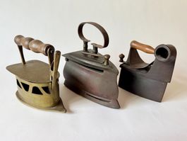 3 antike Kohlenbügeleisen
