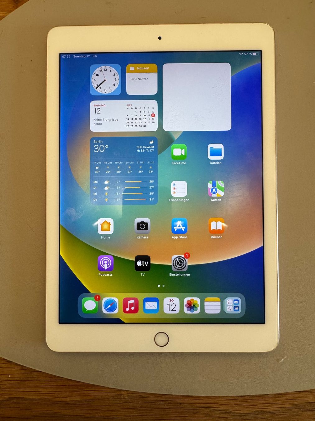 Apple Tablet PC: iPad Pro 9.7Zoll – Usato da Adliswil venduto da Busys