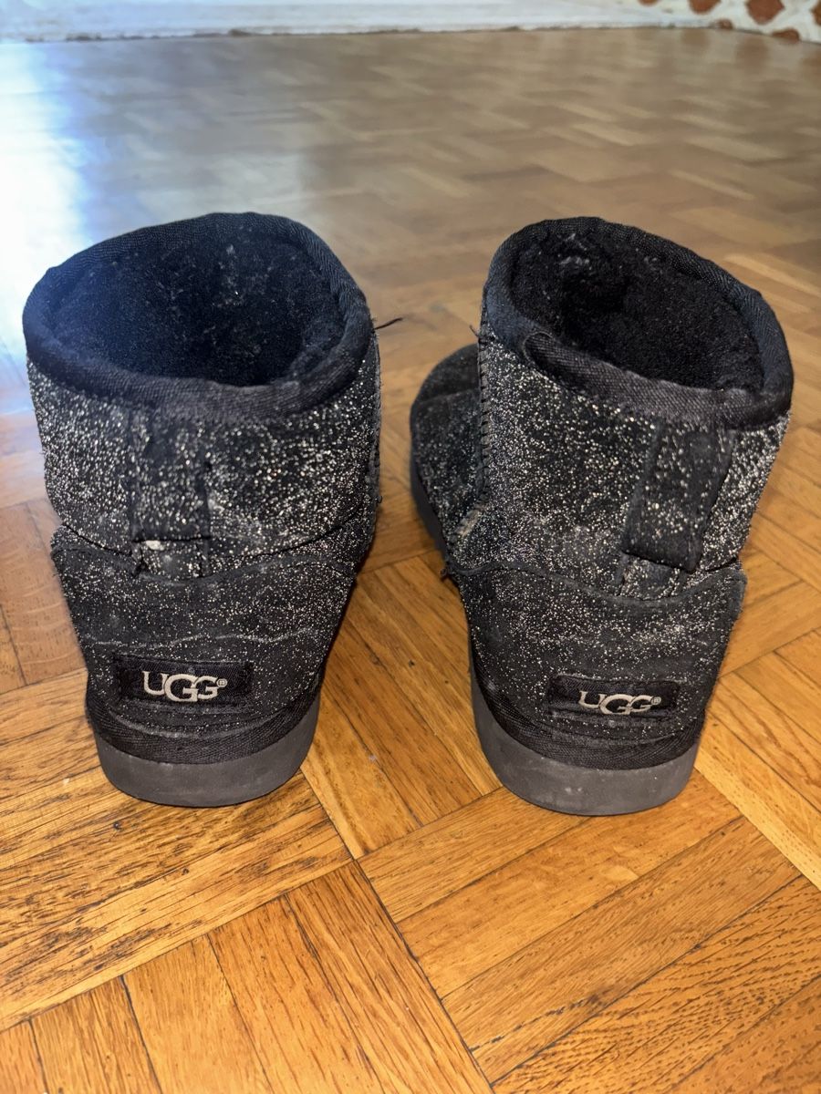 Ugg Scarpe da donna: Bottines UGG Noires Pailletées – Usato da Chêne-Bougeries venduto da sor_9rzp 2
