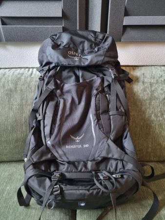 Osprey Kestrel 38 Trekking-Rucksack, kaum gebraucht