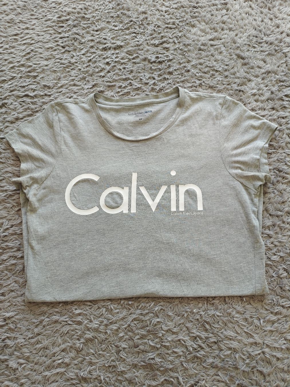 Calvin Klein T-Shirts: Calvin Klein T Shirt – Gebraucht aus Pieterlen von Saemelili 4