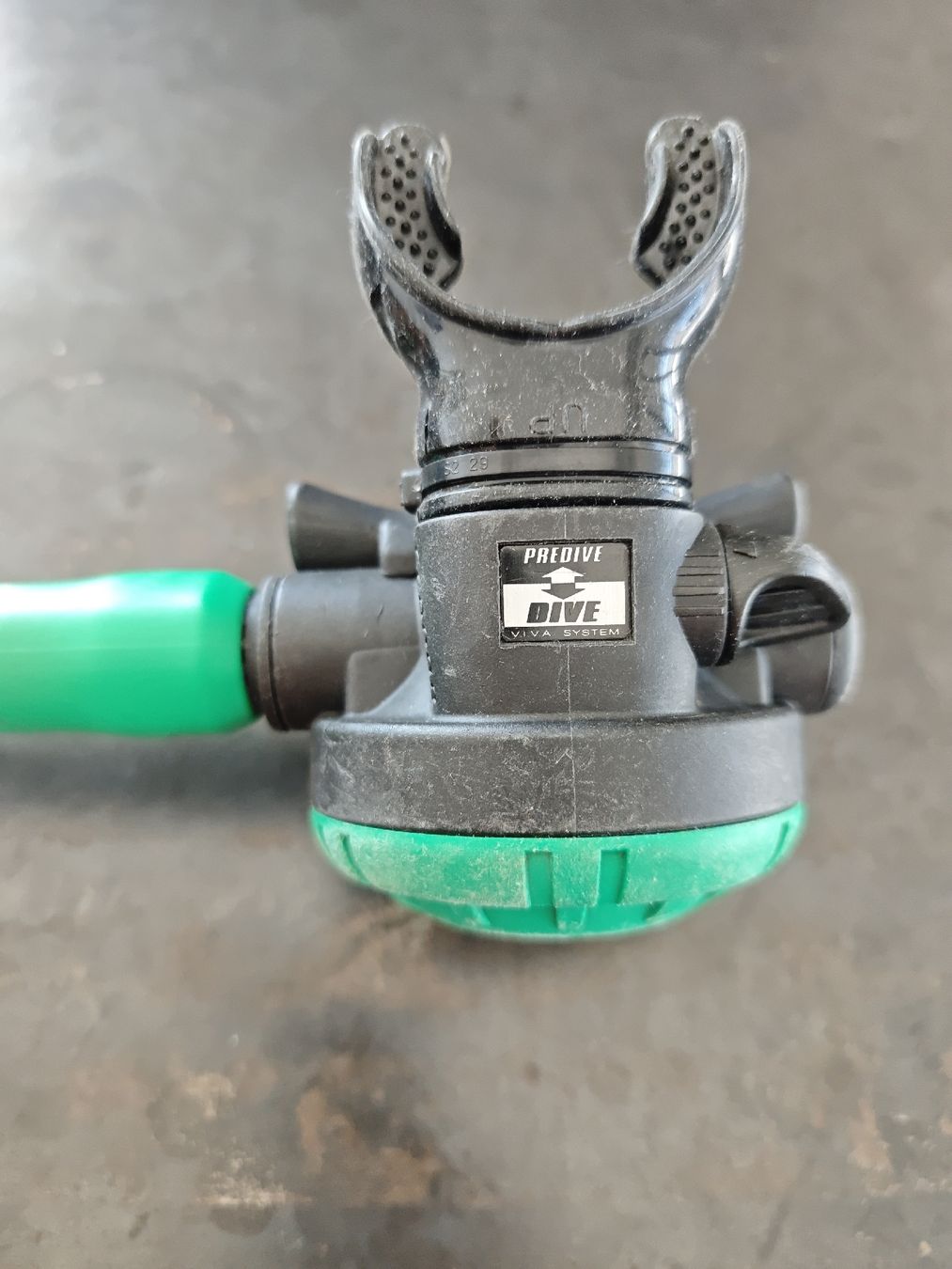 Scubapro Respiratori & Giubbotti: Second stage Scubapro R195 - Miflex – Usato da Zürich venduto da yhautier 2