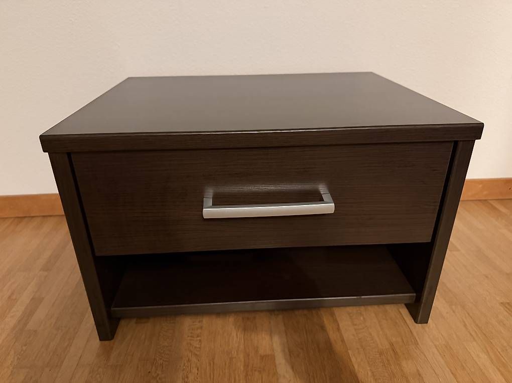 Tables de nuit: Nachttisch 2x  – D'occasion à Urdorf par DennyBennyB