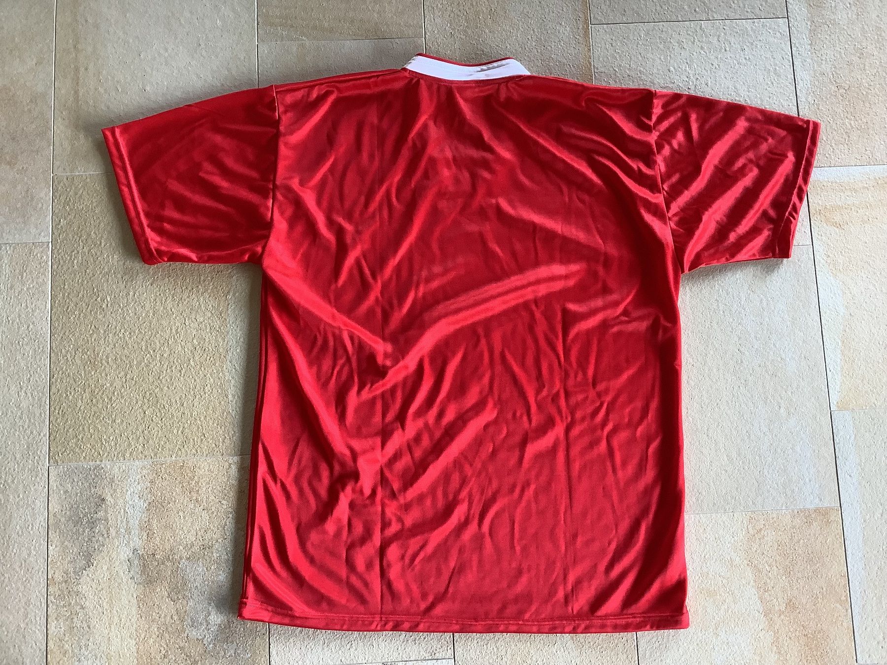 Erima Canottiere & Pantaloni: Vintage Erima Soccershirt, Trikot – Nuovo (secondo la descrizione) da Hausen AG venduto da lisa963 2