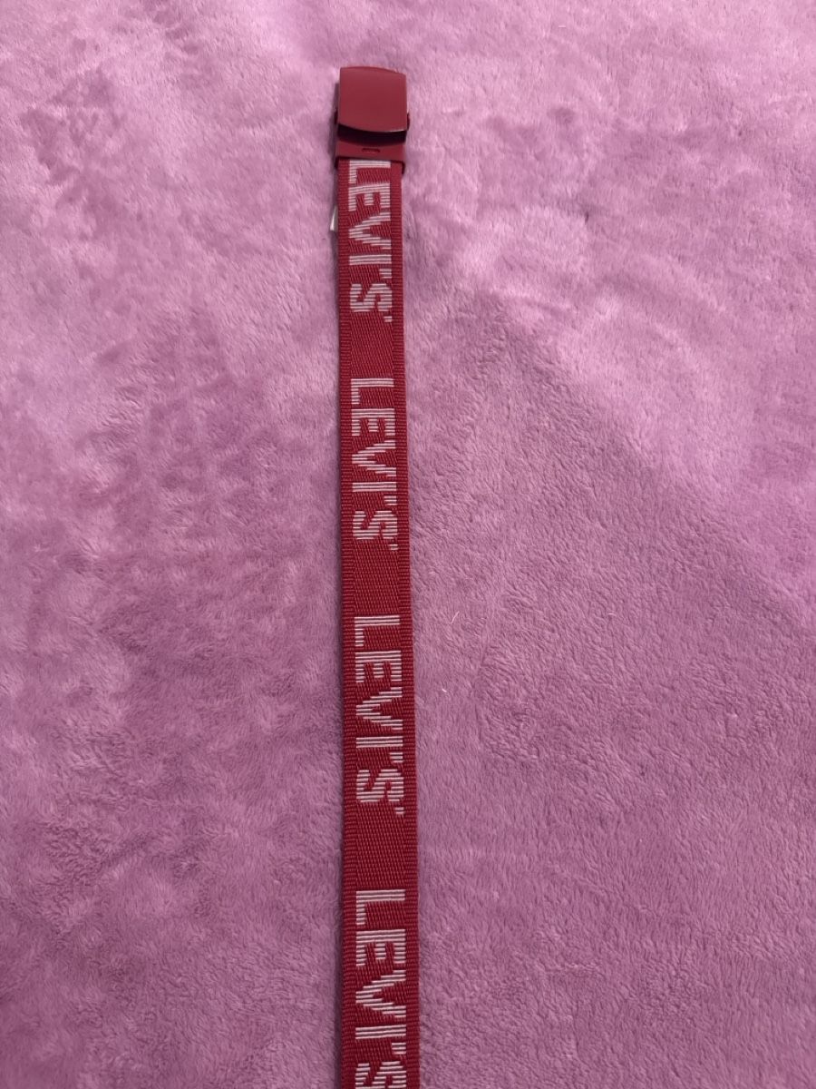 Levi's Ceintures: Gürtel Levi's Stoff rot neu – Neuf (Voir description) à Adlikon b.Regensdorf par gio_xl8z 1