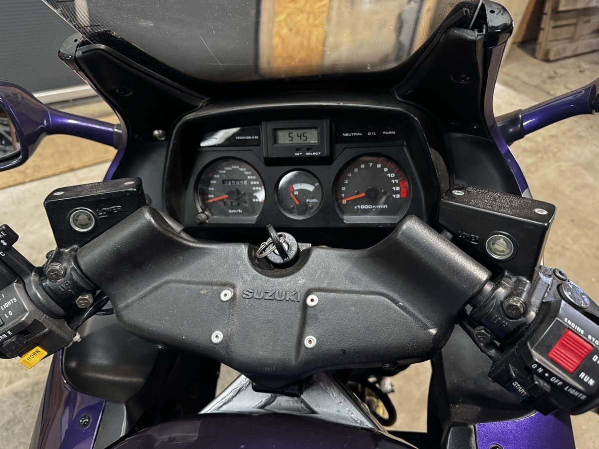 Suzuki Strada: Moto Suzuki GSX 1100 – Usato da pringy venduto da the_w9vh 3