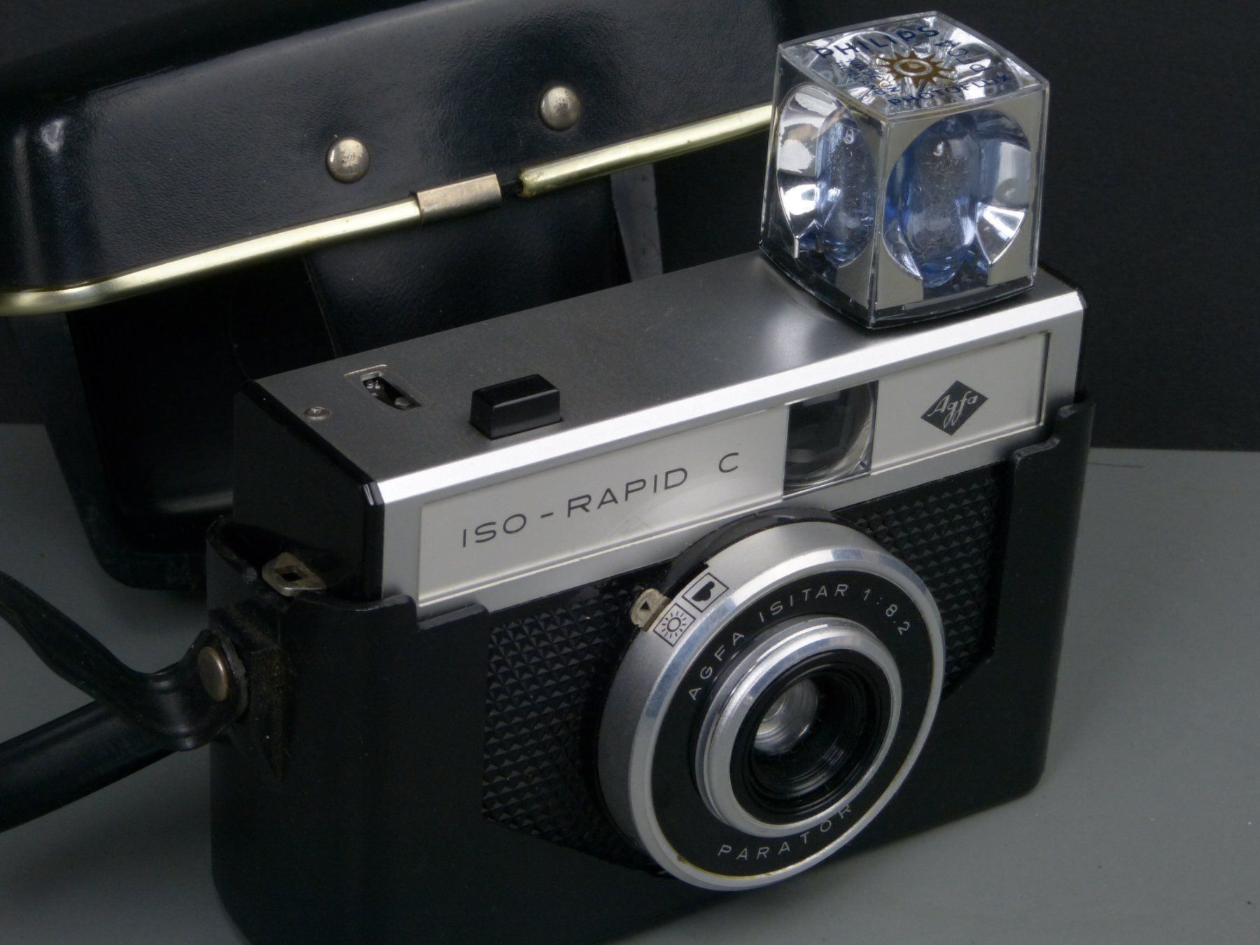 Agfa Fotocamera: Agfa ISO Rapid C Sucherkamera + etwas – Usato da Rheineck venduto da mur.man 1