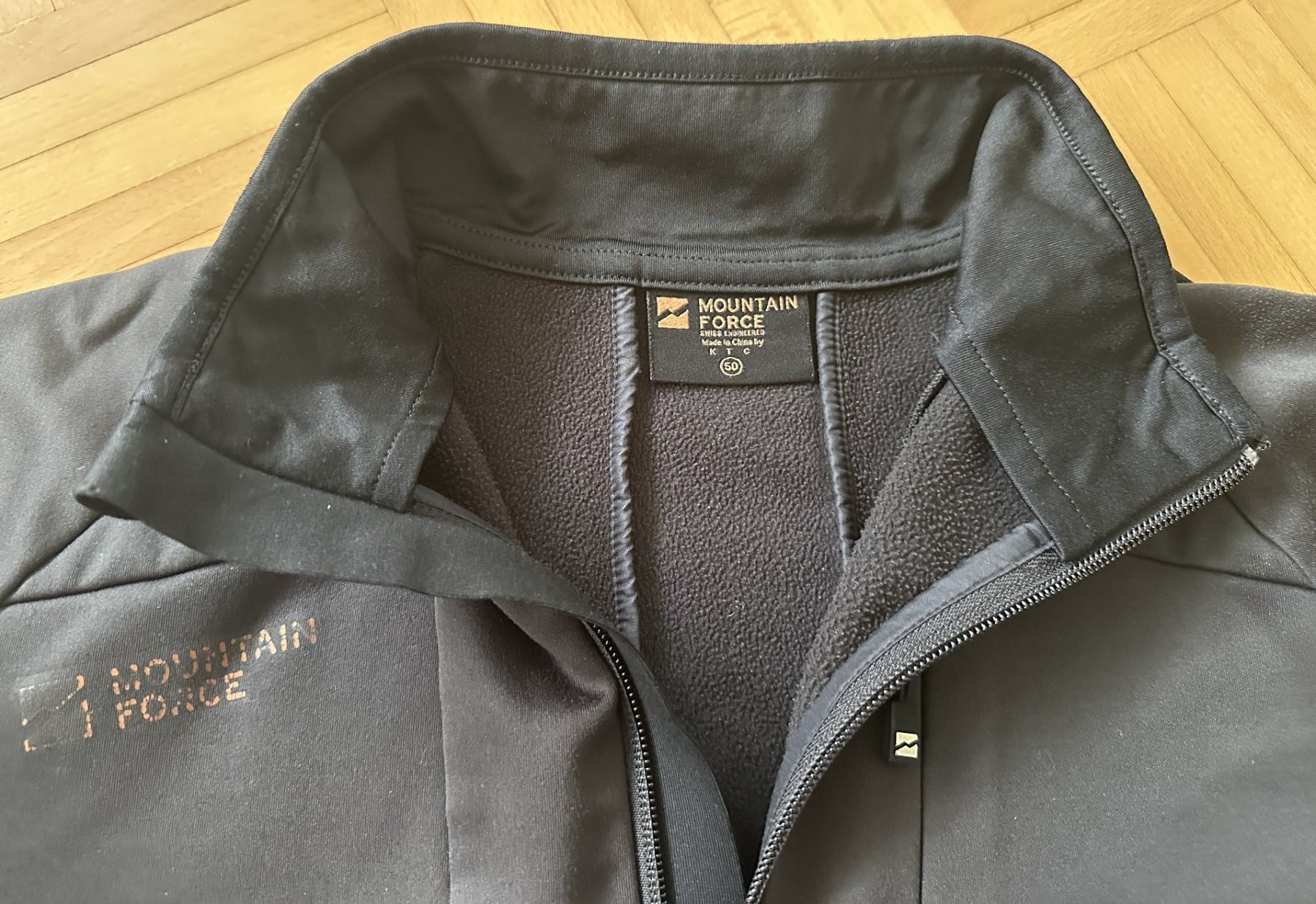 Mountain Force Pullover & Sweatshirts: MOUNTAIN FORCE Sportpullover – Gebraucht aus Buochs von enbu27 3