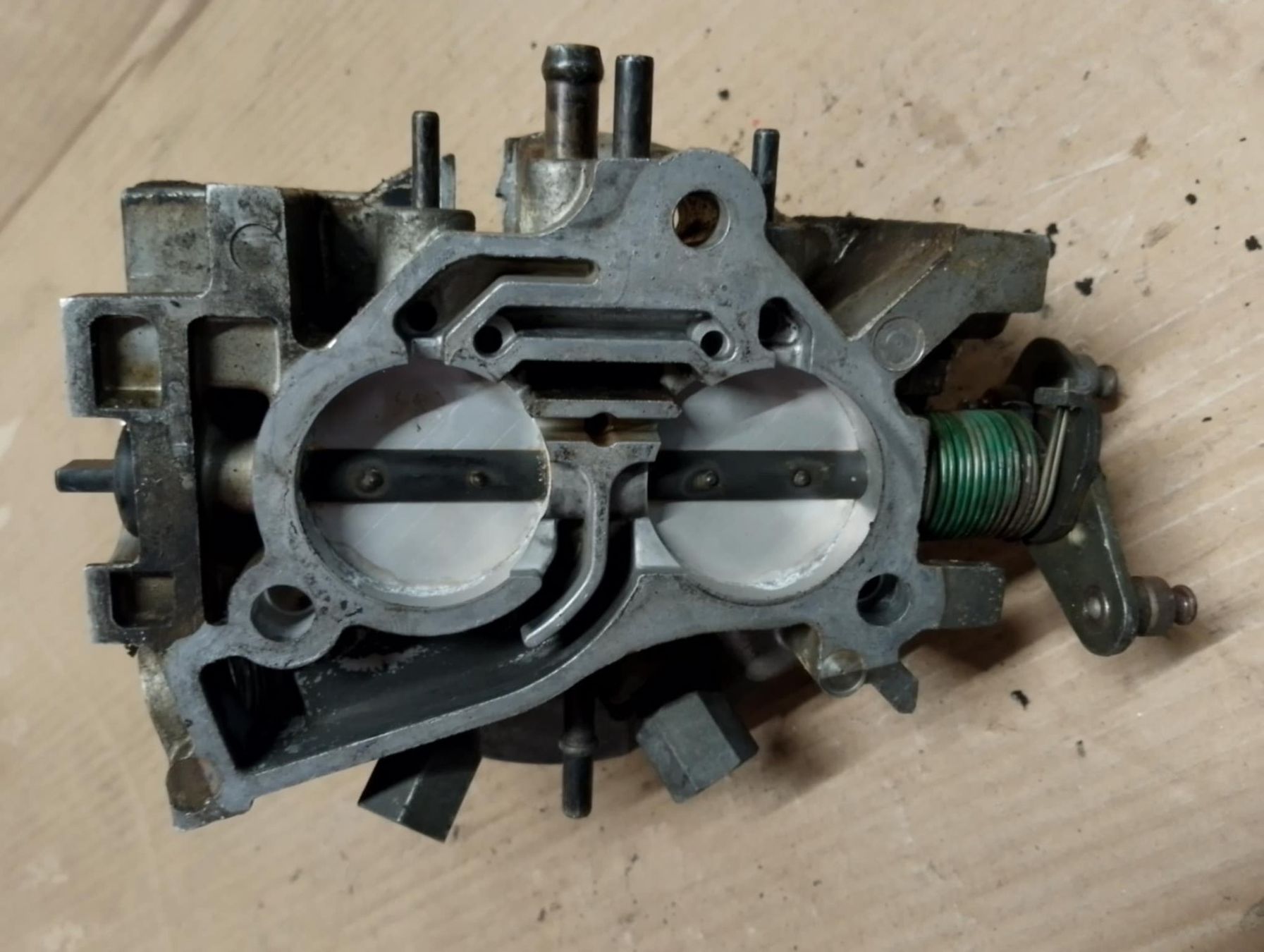 Alle Autoersatzteile: GM TBI Drosselklappen mit Düsen – Gebraucht aus Niedergösgen von usc_tt5r 4