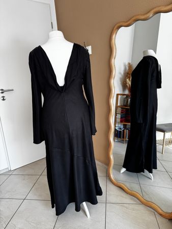 Elegantes, rückenfreies Kleid, Gr. XL