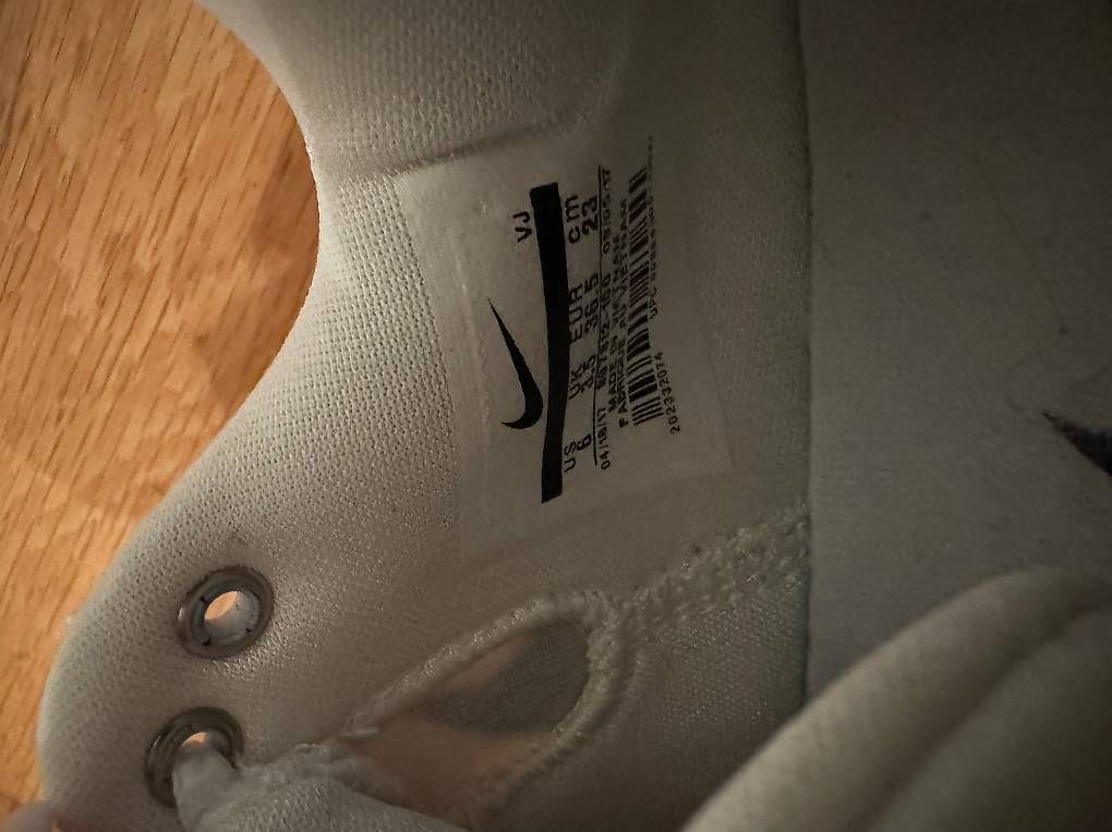 Herrenschuhe: Nike 36.5 Hyperdunk 2017 Low – Gebraucht aus Pfäffikon SZ von Melanie335 2
