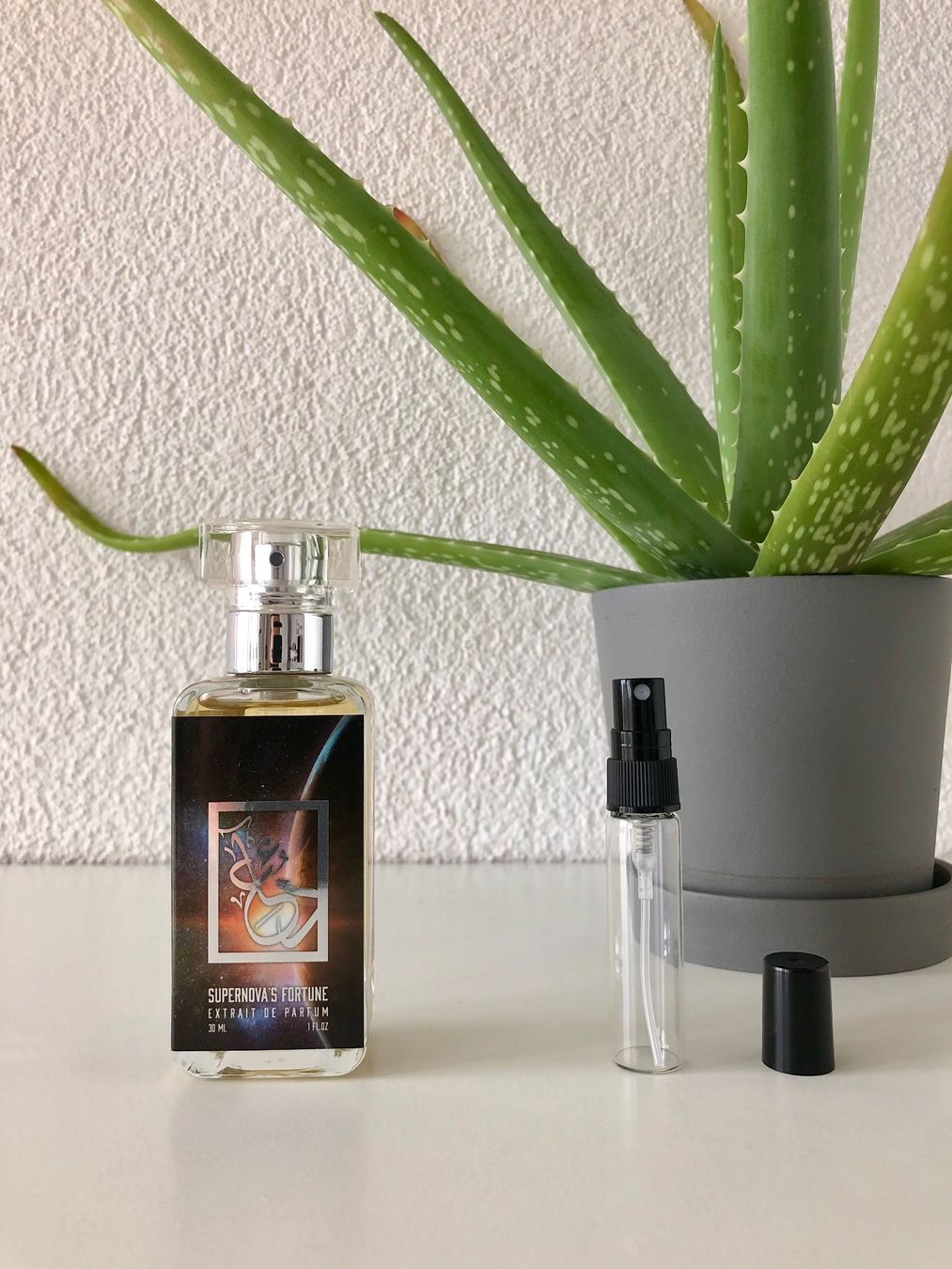 Parfum & Eau de Toilette: Dua Fragrances Supernova's Fortune 5ml Abfüllung – Gebraucht aus St. Gallen von Marcus1996