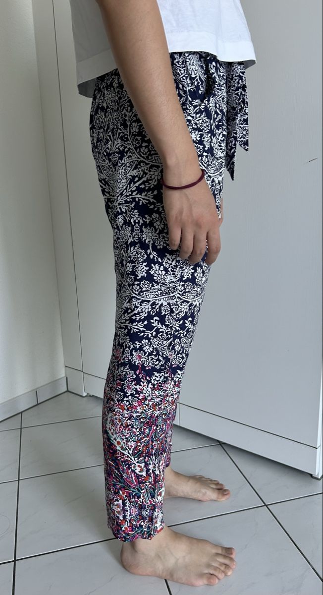Pantaloni: New Cache-Cache light pants (170/72A) – Nuovo (secondo la descrizione) da Zürich venduto da Sophie0569 1