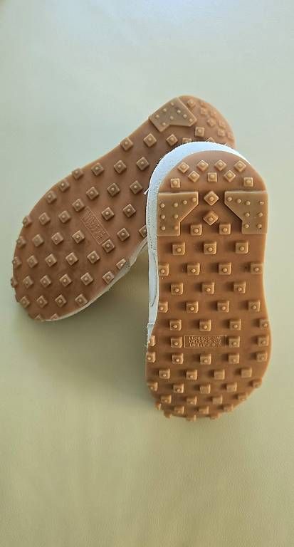 Scarpe da donna: Nike 36.5 Summer sneakers  – Usato da Zürich venduto da joo_hrd5