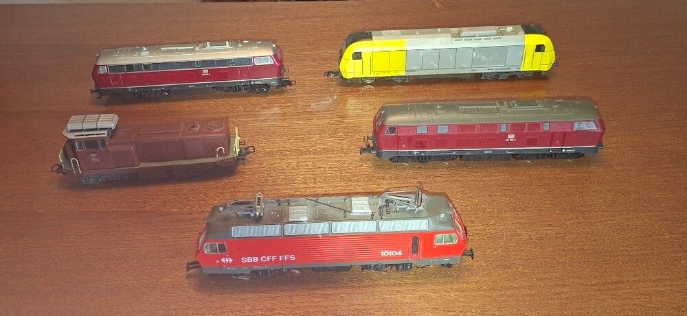 Modellini di ferrovie: H0 DC 5 Lok Konvolut für Bastler. – Difettoso da Pfäffikon ZH venduto da gub_2j76 3