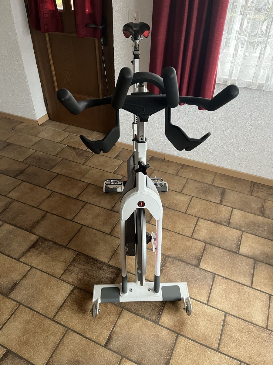 Schwinn Hometrainer: Schwinn Spinningvelo – Usato da Steinhausen venduto da tobi_97 1
