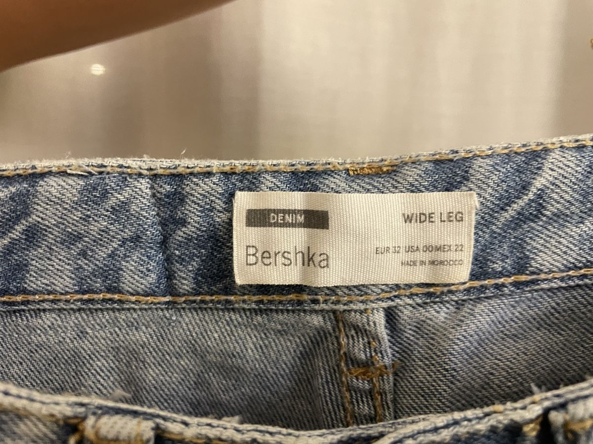 Bershka Jeans: Denim Bershka Wide Leg 32 – Gebraucht aus Stäfa von Phphch 3