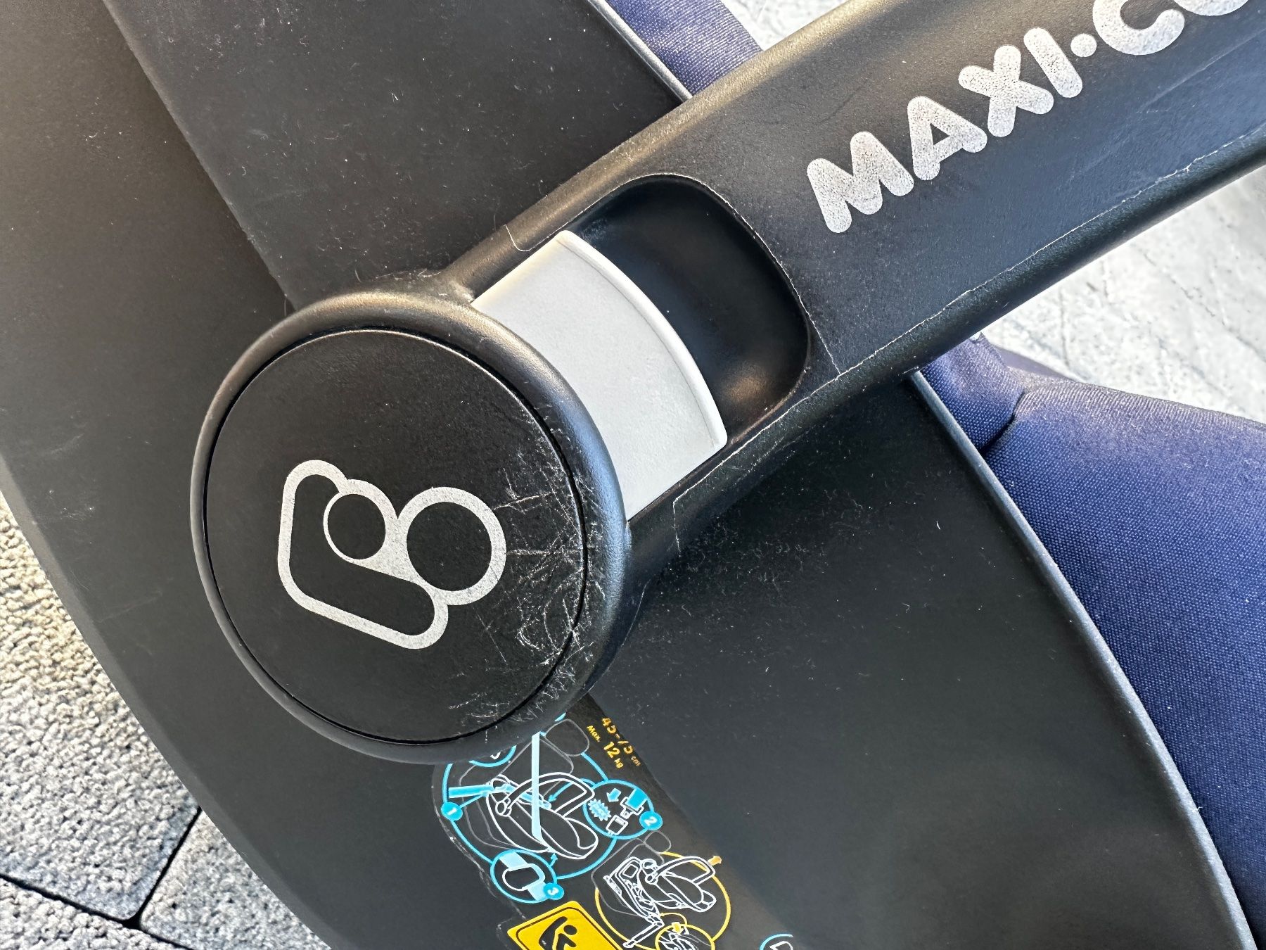 Maxi-Cosi Seggiolini per auto: Maxi Cosi Pebble Plus – Usato da Fällanden venduto da Mesguen 2