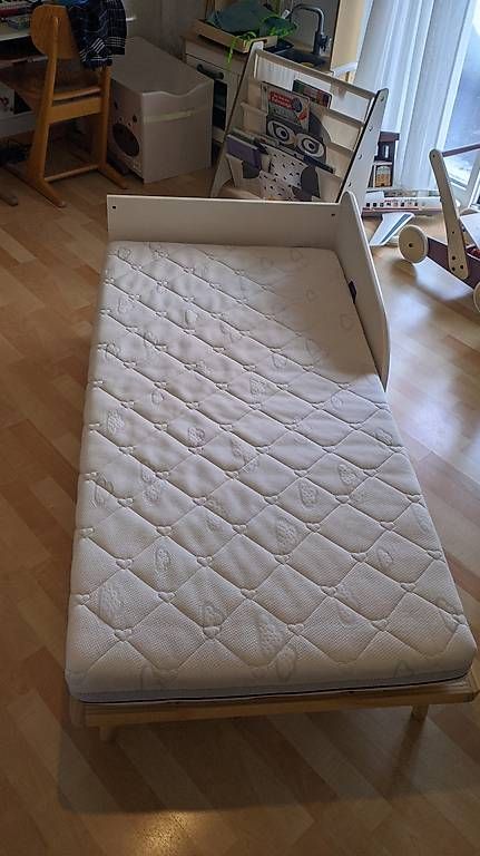 Letti: Kinderbett 140x70cm mit Matratze  – Usato da Zürich venduto da jschulz16 2