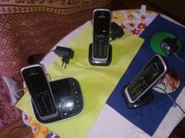 Panasonic Schnurlos-Telefon mit 3 Netzteile - robust