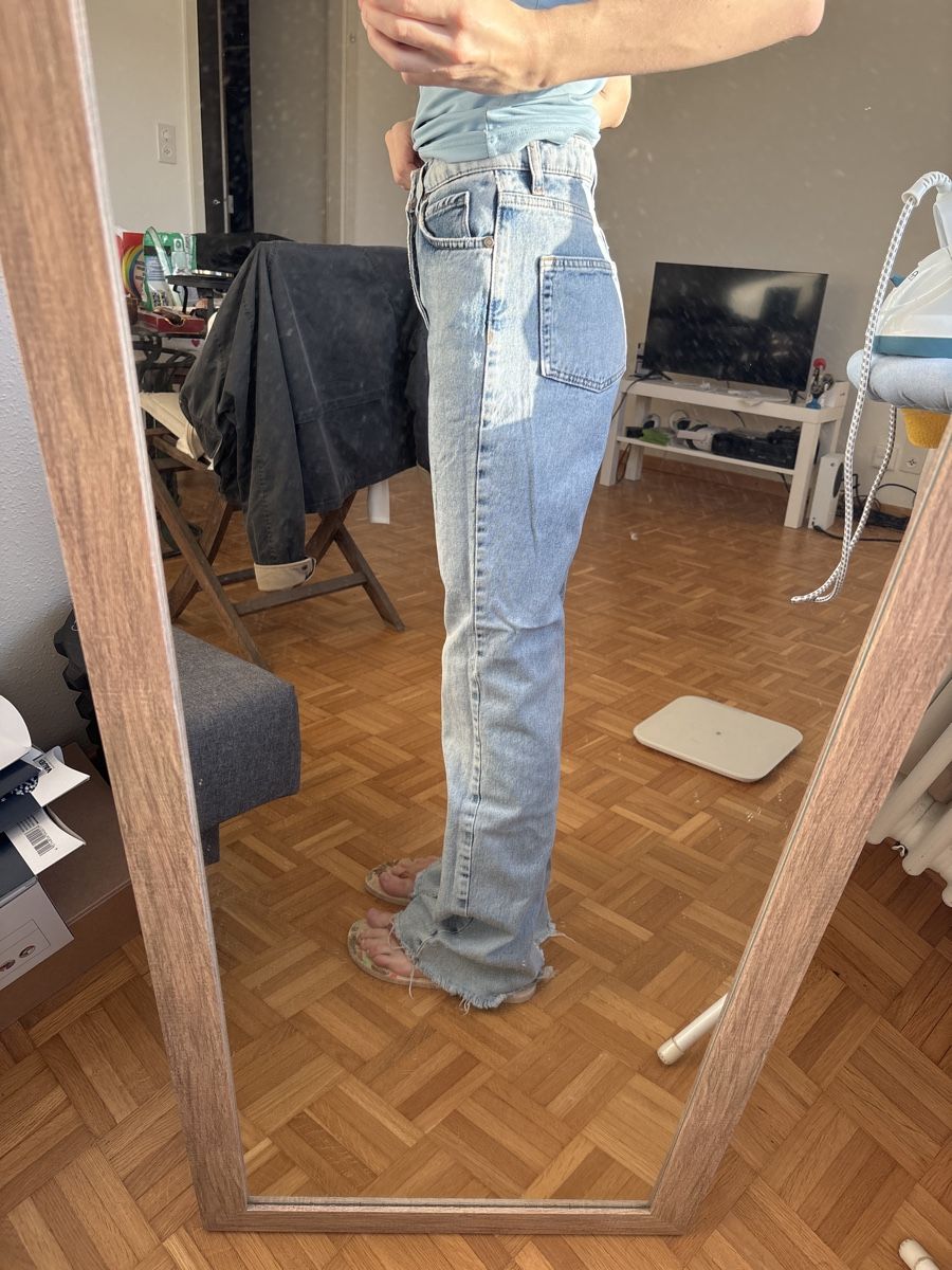 Jeans: Trendy frayed jeans – Usato da Winterthur venduto da kar_5kzx 2