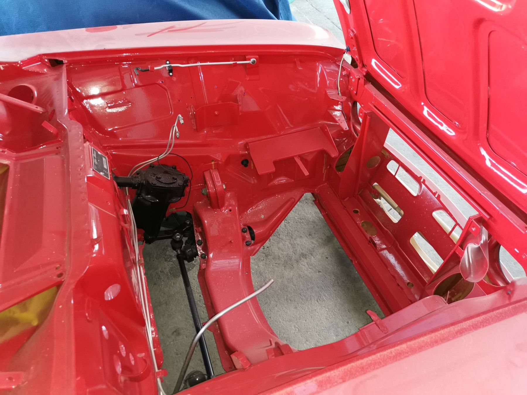 Alfa Romeo Automobili: Alfa Romeo 2000 – Usato da St. Gallen venduto da Skydive0 7
